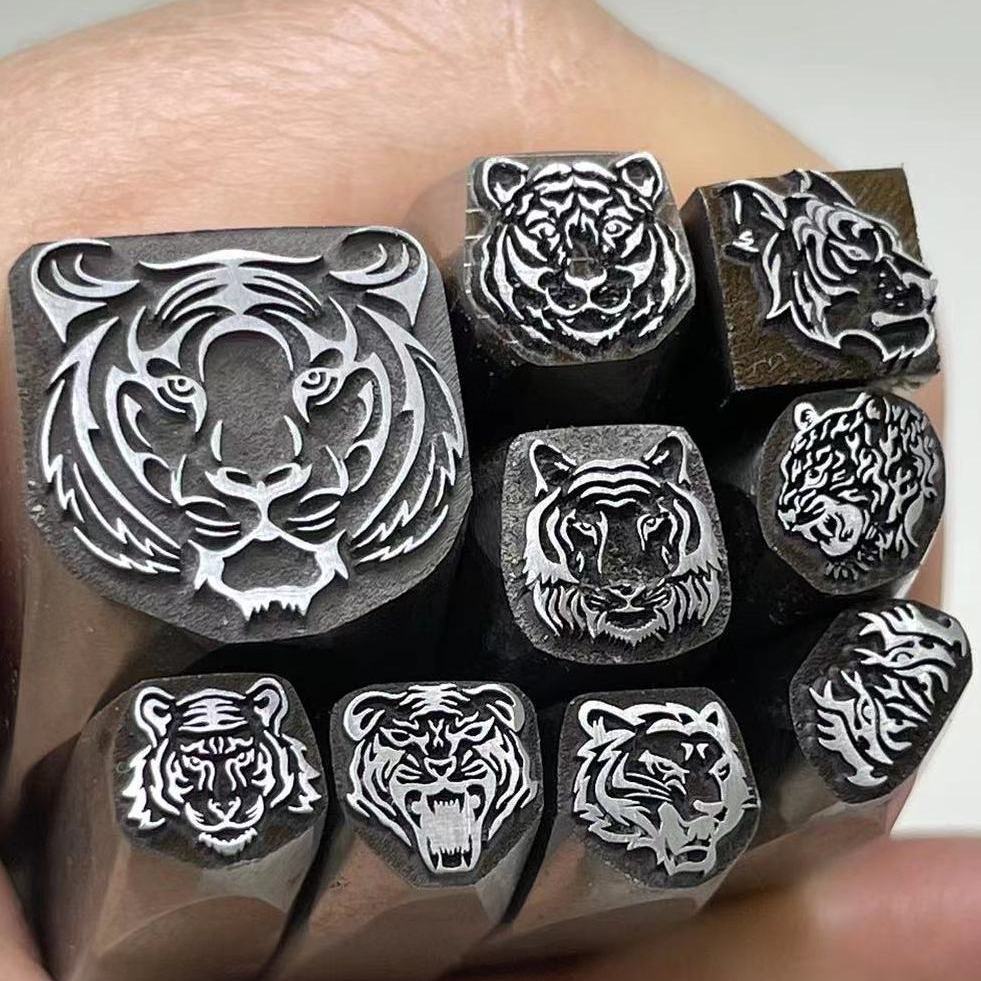 Leatherwork Punch - การออกแบบหัวเสือโลหะ Punch เครื่องประดับปั๊มเครื่องมือแสตมป์เหล็กแกะสลัก Puncher Craft โลโก้หนังเงินสแตนเลสสตีล