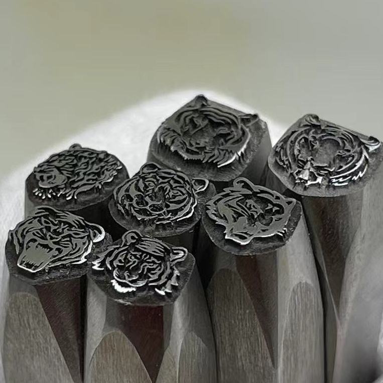 การออกแบบหัวเสือโลหะ Punch เคร - Leatherwork Punch บทวิจารณ์และราคา
